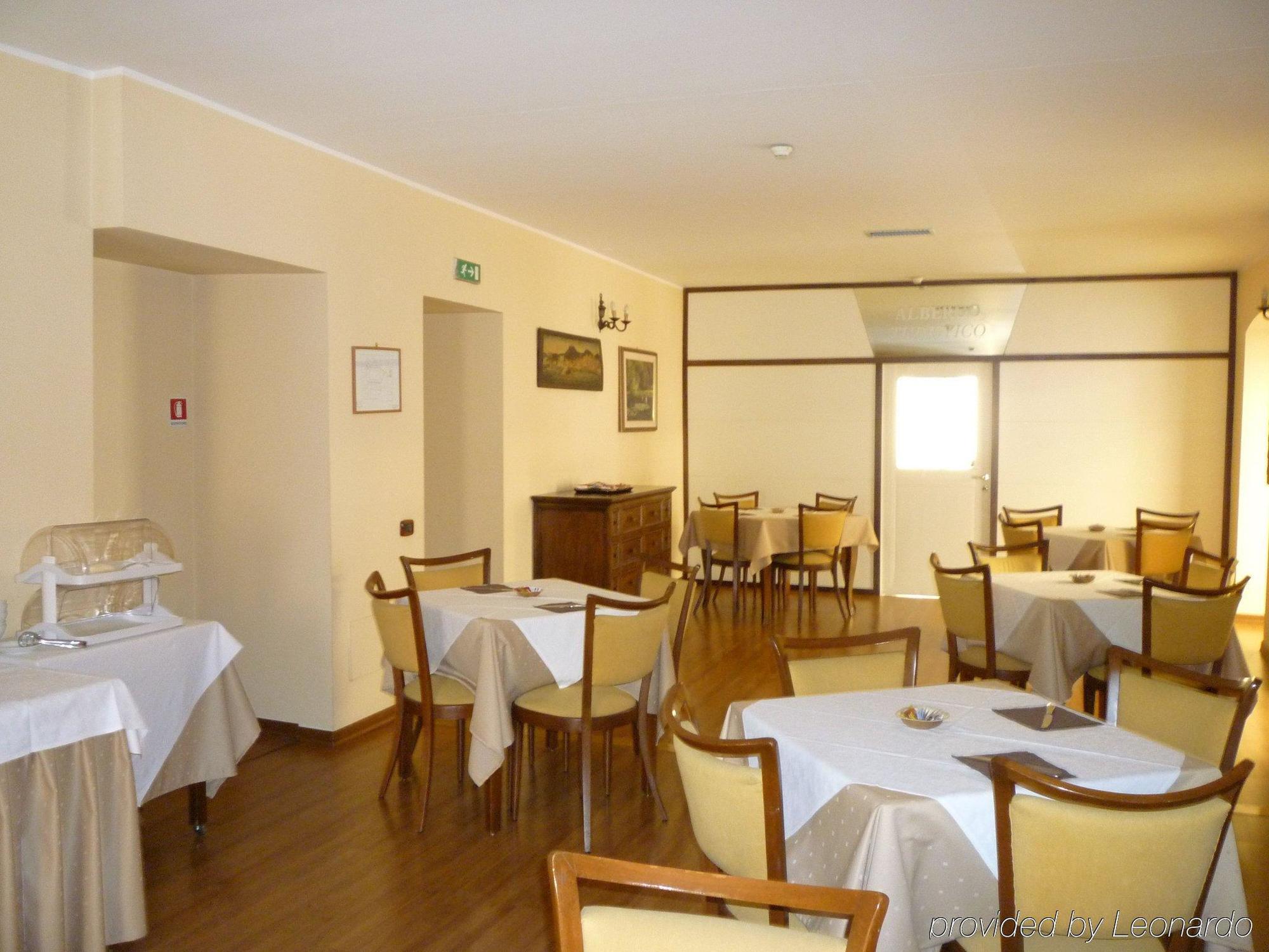 Hotel Sebino Sarnico Εστιατόριο φωτογραφία