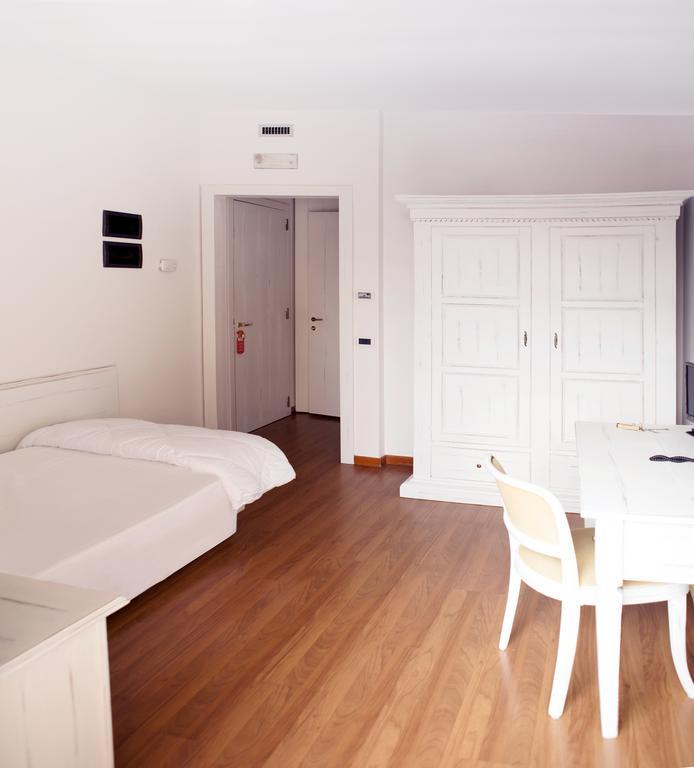 Hotel Sebino Sarnico Εξωτερικό φωτογραφία